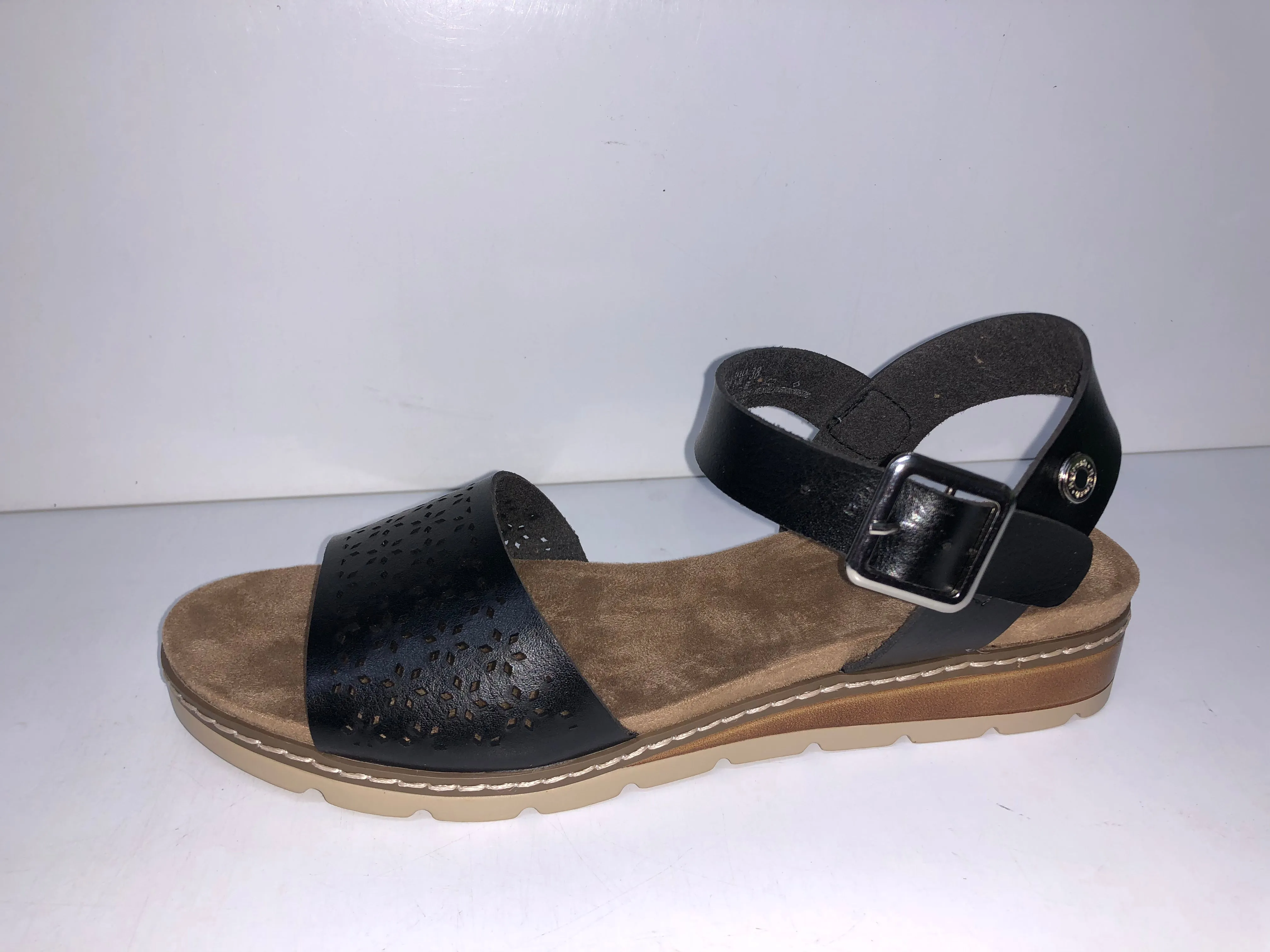 171879 BLACK