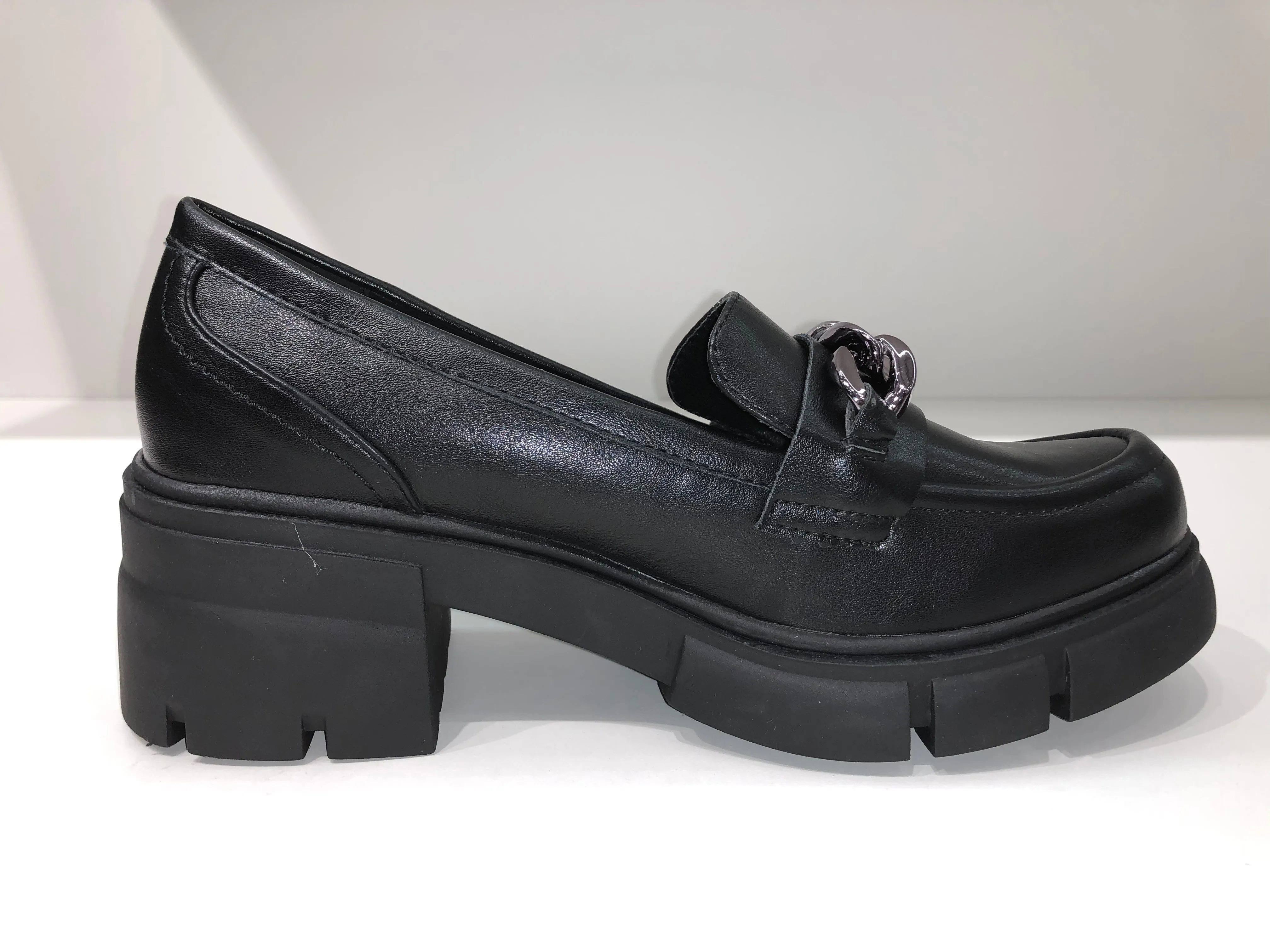 172277 BLACK