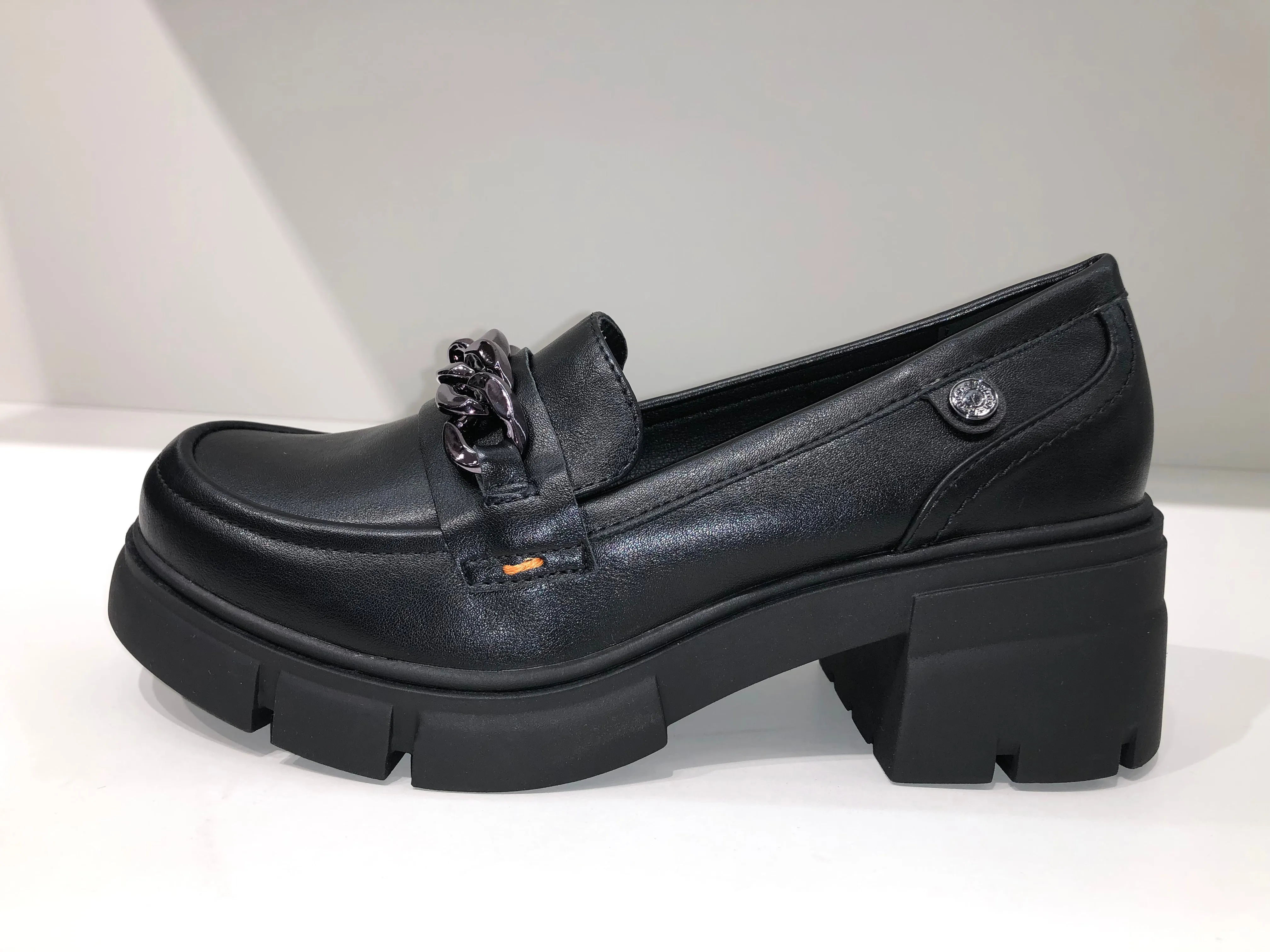 172277 BLACK