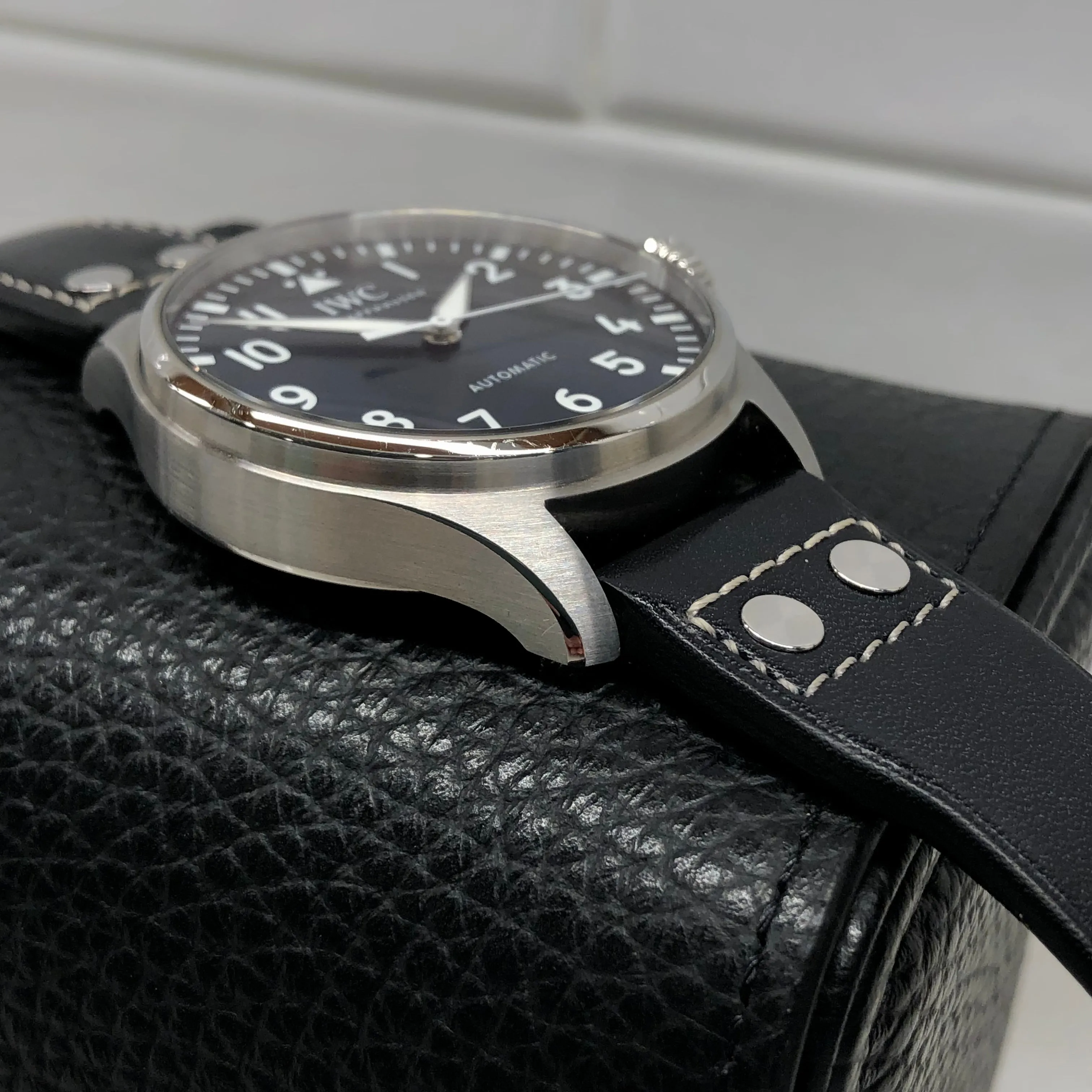 2023 IWC Big Pilot IW329303 Automatic Blue Dial Men's Wristwatch with Box and Papers
