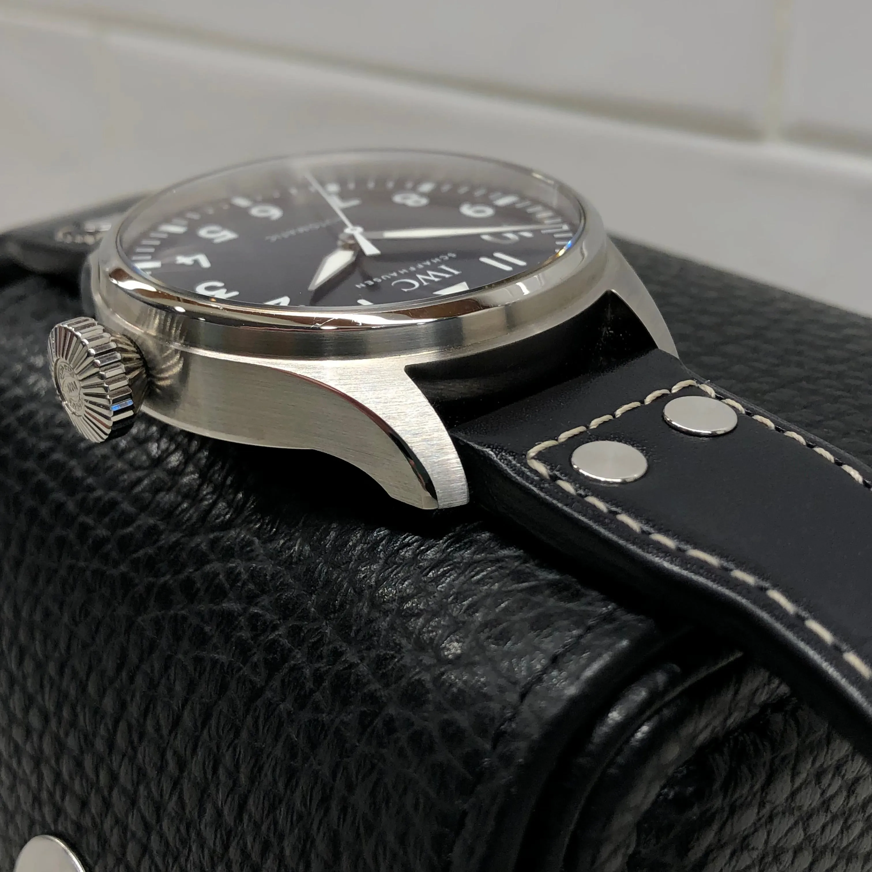 2023 IWC Big Pilot IW329303 Automatic Blue Dial Men's Wristwatch with Box and Papers