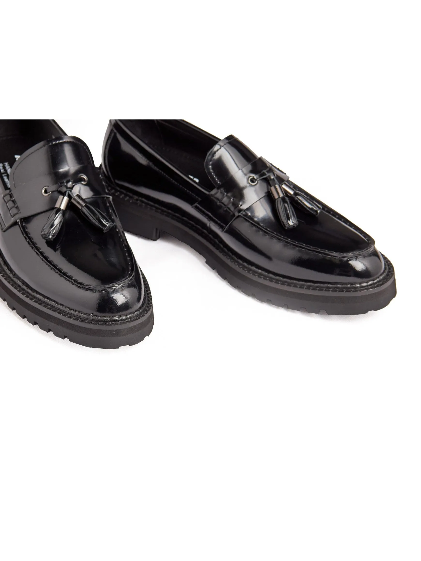 BLACK PATENT LEATHER TASSEL LOAFERS