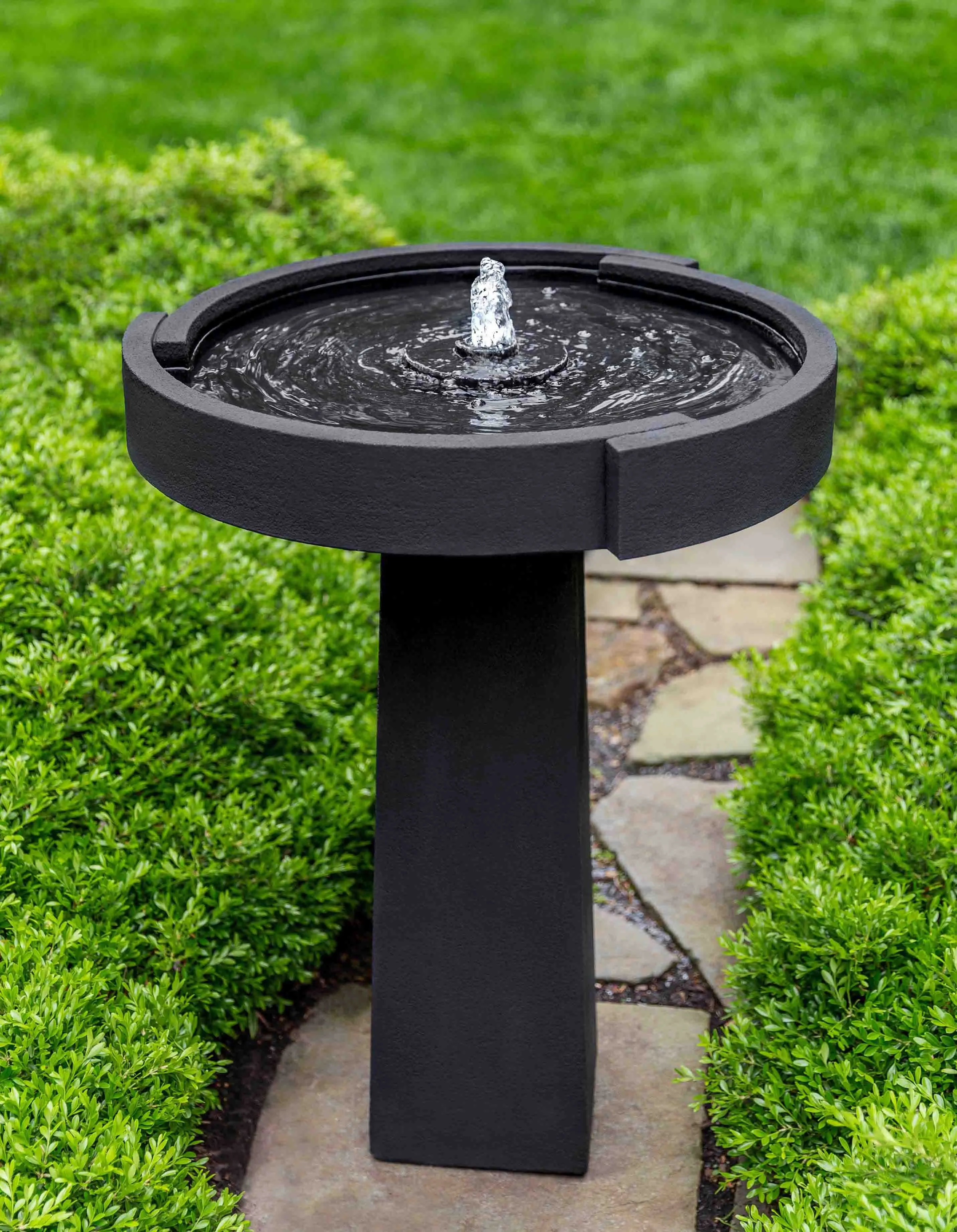 Campania Concept Birdbath Fountain