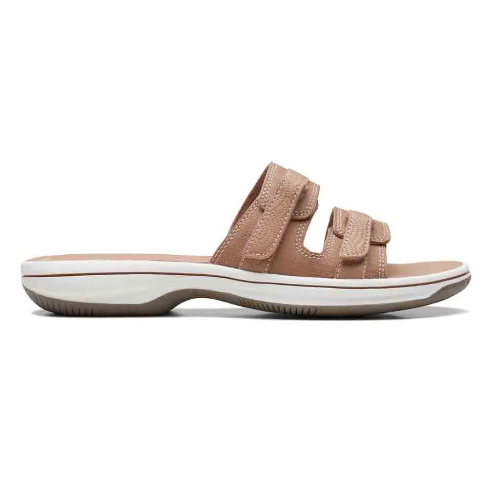 Clarks Women's Breeze Piper Light Taupe | Black | Warm Beige