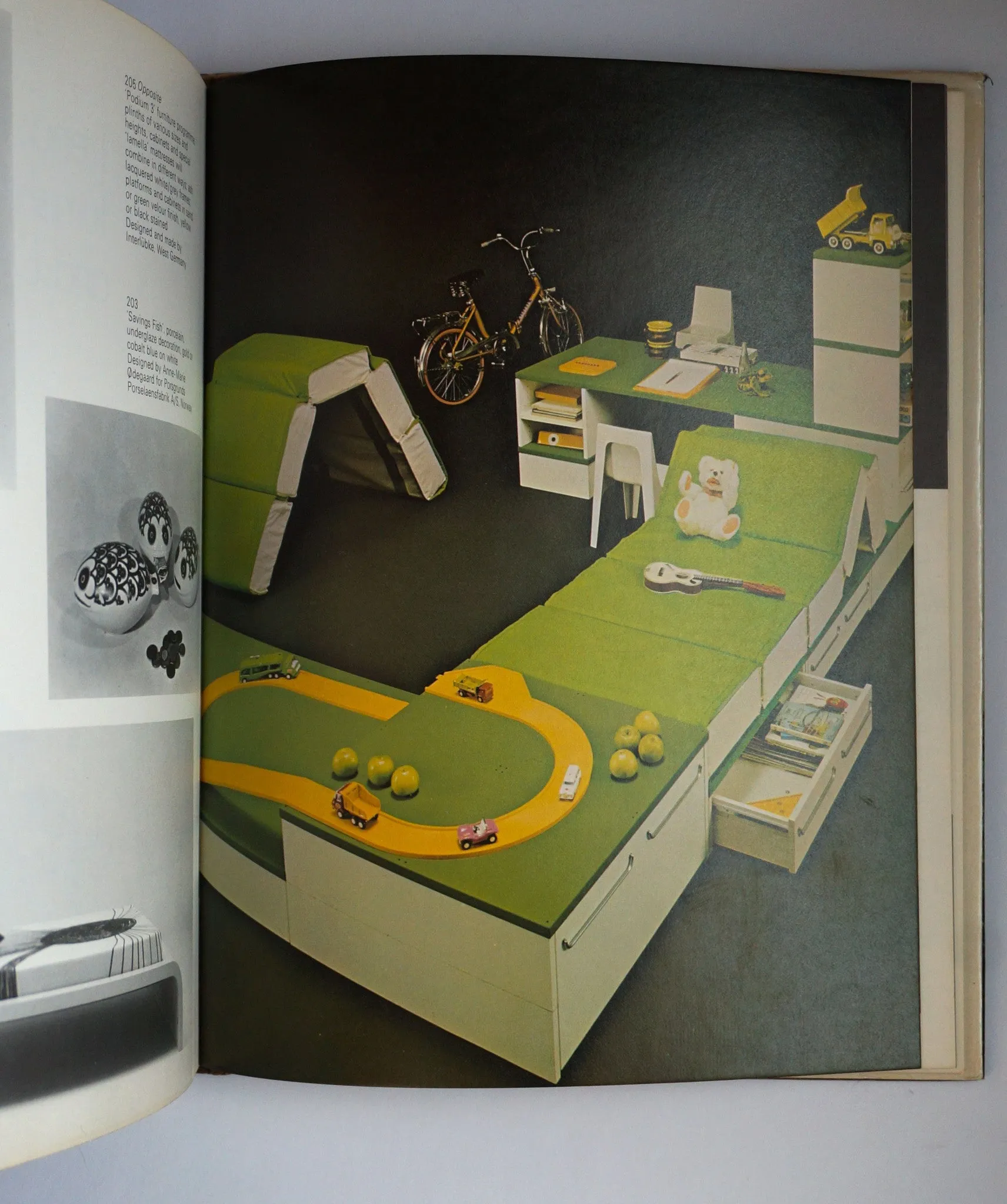 Decorative Art in Modern Interiors 1974/75