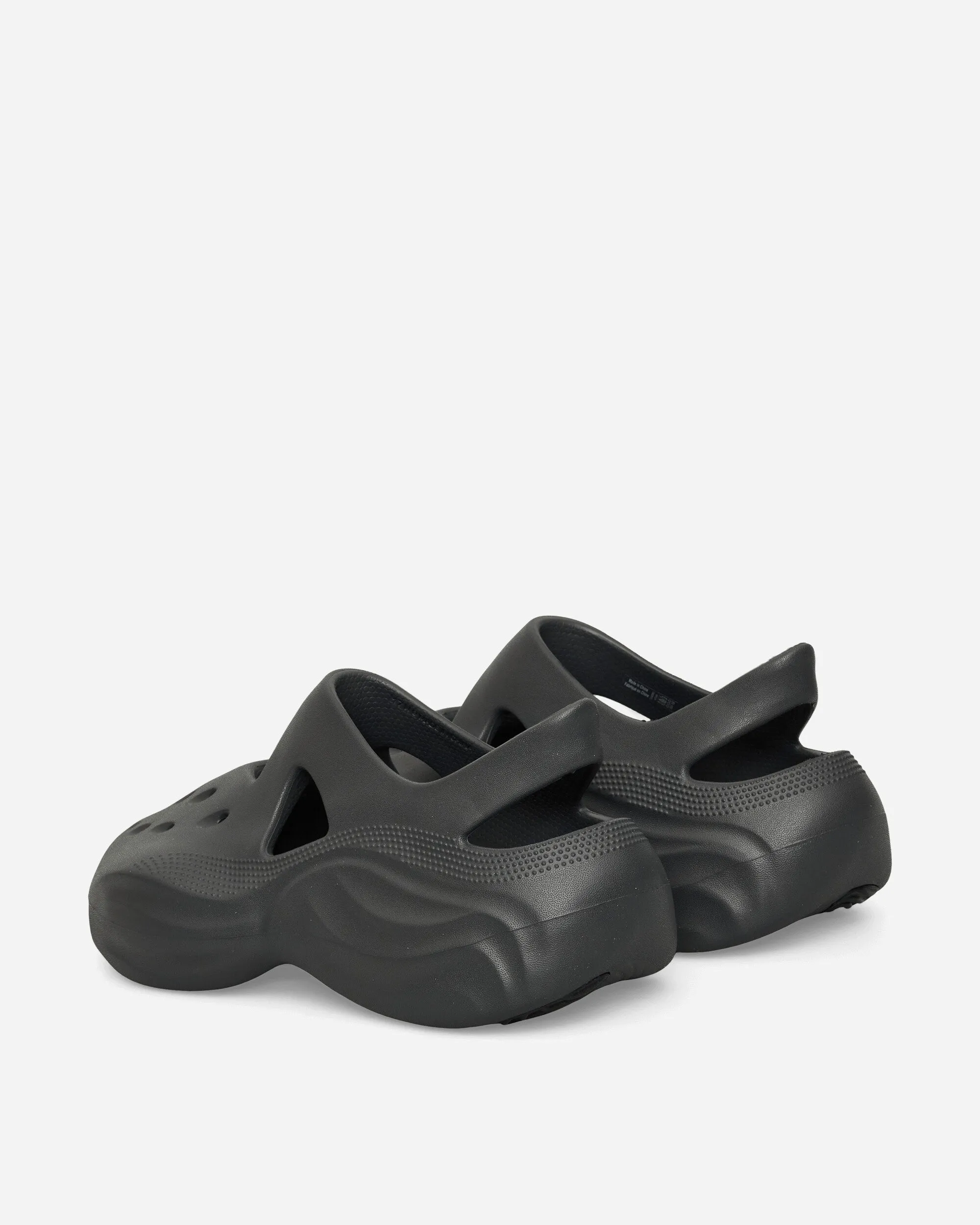 Dingyun Zhang Diffuser Clogs Black Sand
