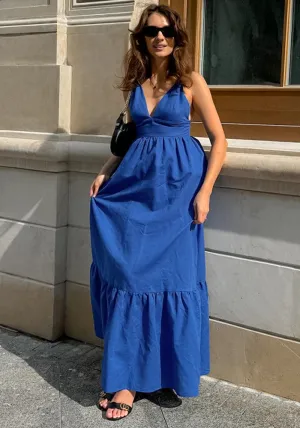 Effortless Vacation-Ready V-Neck Linen Maxi Dress with Low Back