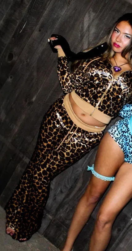 Fierce Glossy Leopard Print Cropped Hoodie and Jogger Two-Piece Set for Bold Streetwear Style