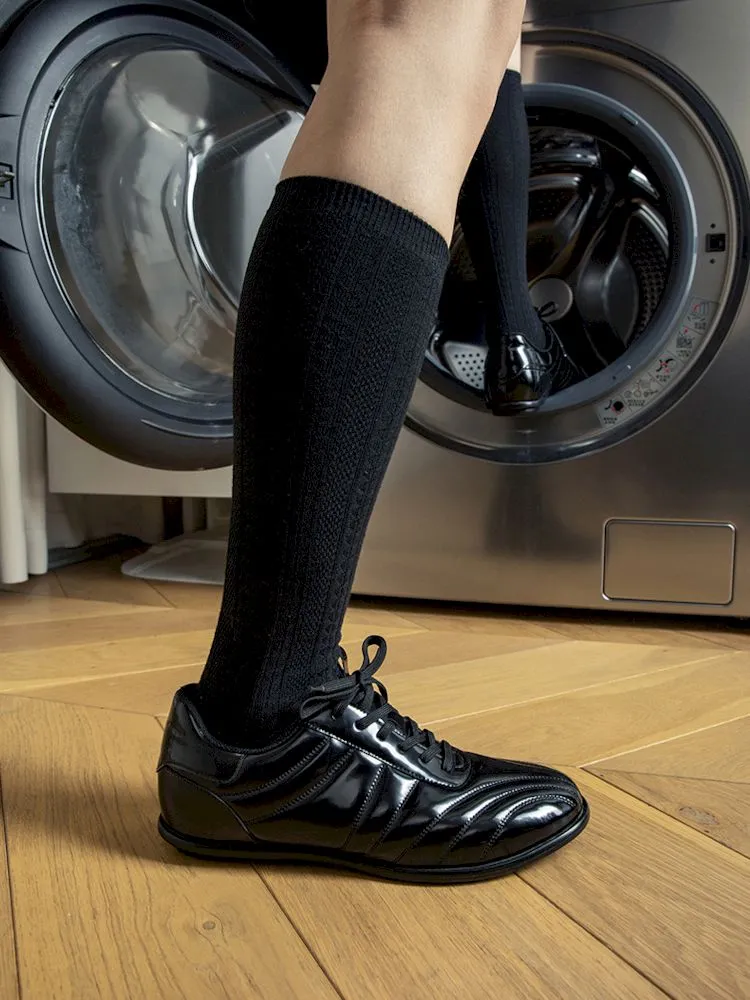 Glossy Black Stand-Up Lace-Up Sneakers【s0000006654】