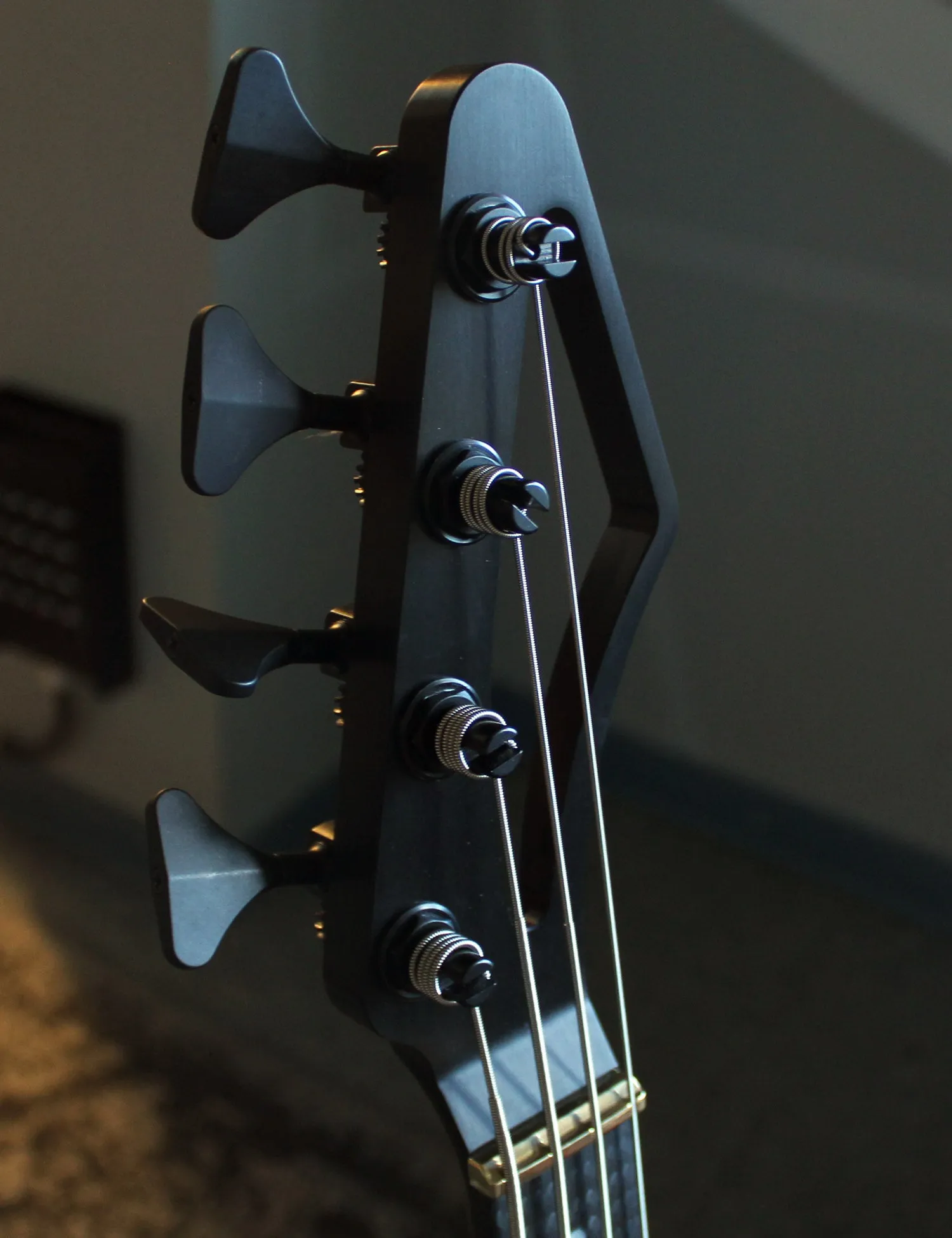 Helios Modern Player Bass