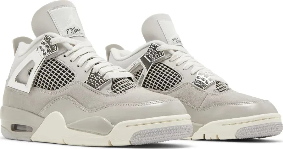 JORDAN 4 FROZEN MOMENTS