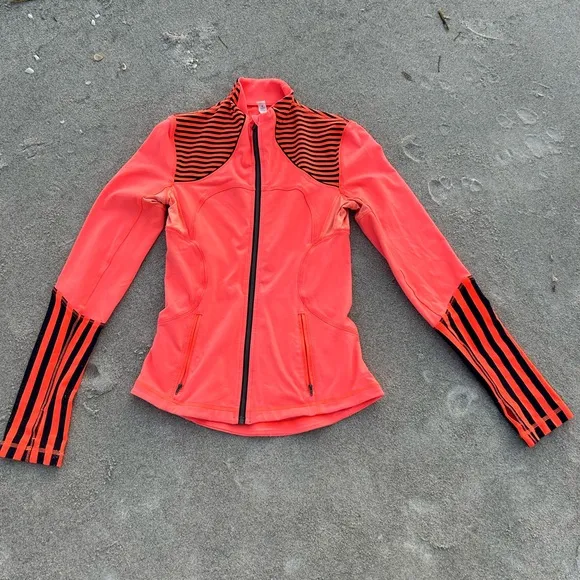 Lululemon fuchsia striped casual define jacket