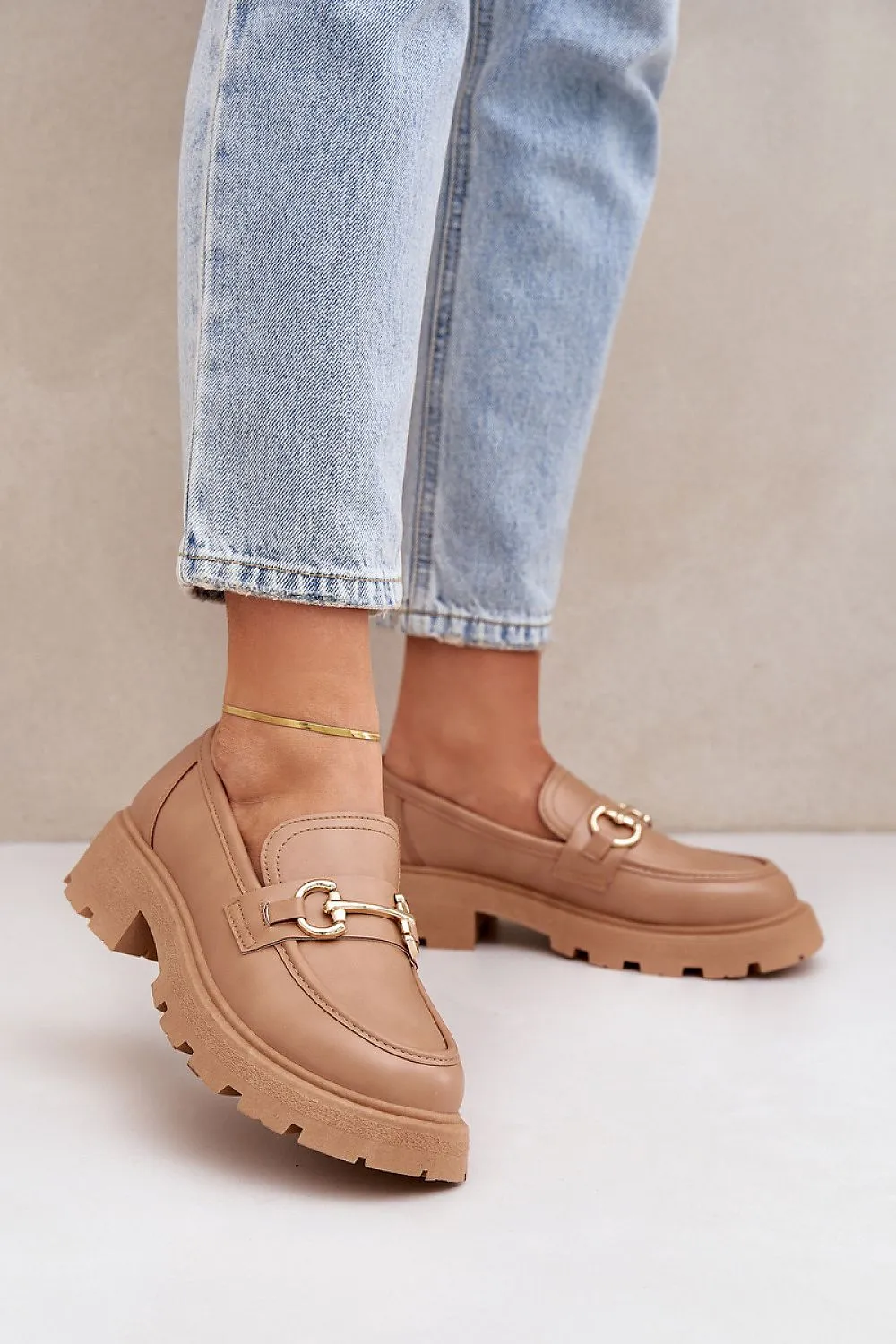 Mocassin Step in style