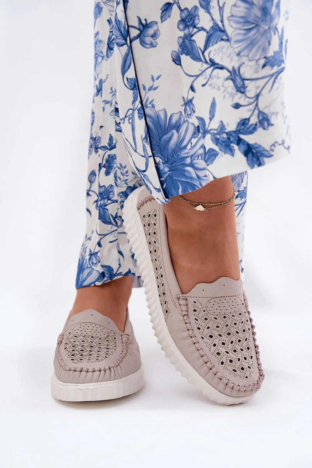 Mocassin Step in style