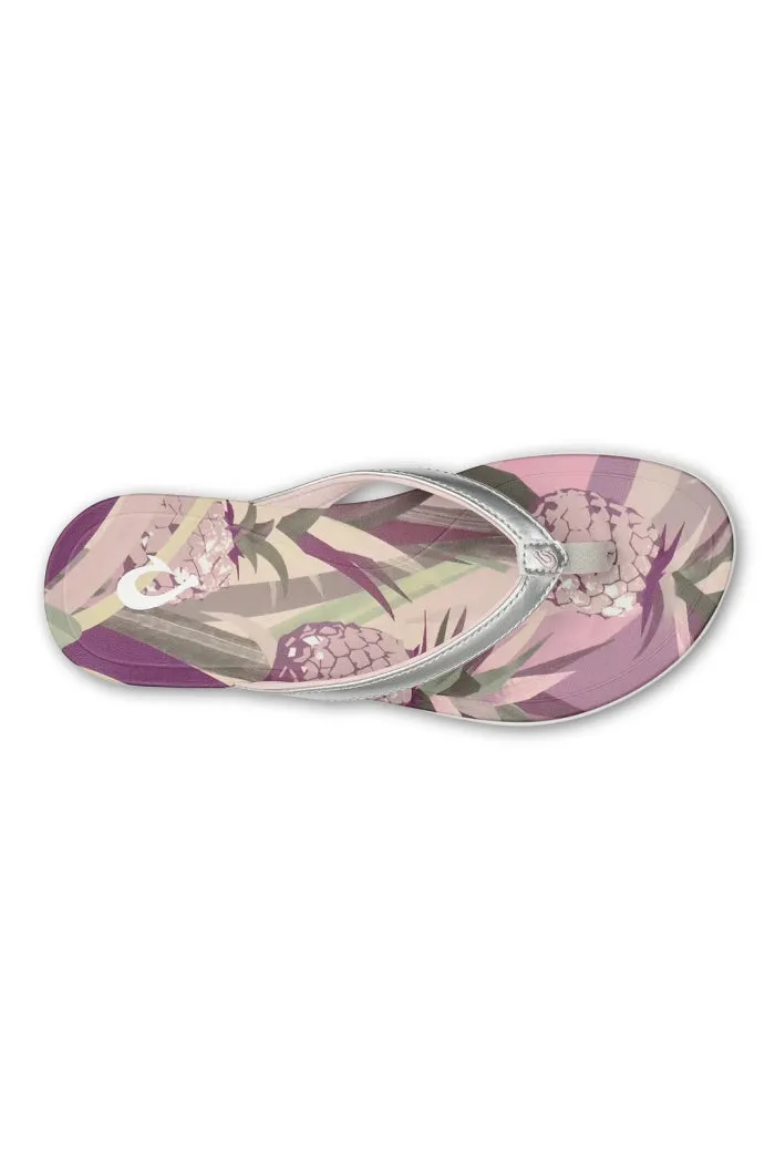 Olukai Women's Ho'Opio Hau in Silver/Pineapple