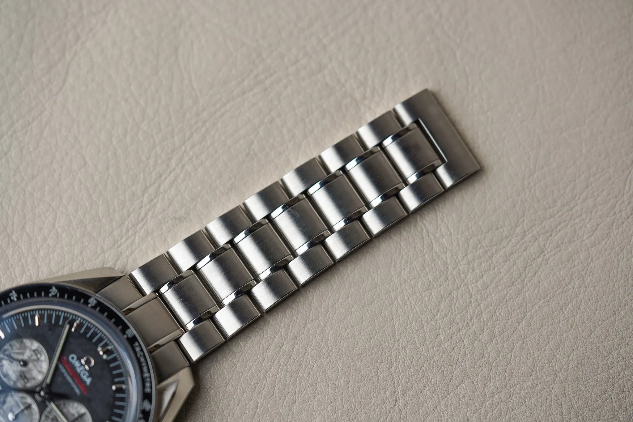 Omega Speedmaster Apollo-Soyuz '35th Anniversary' Meteorite Dial 311.30.42.30.99.001