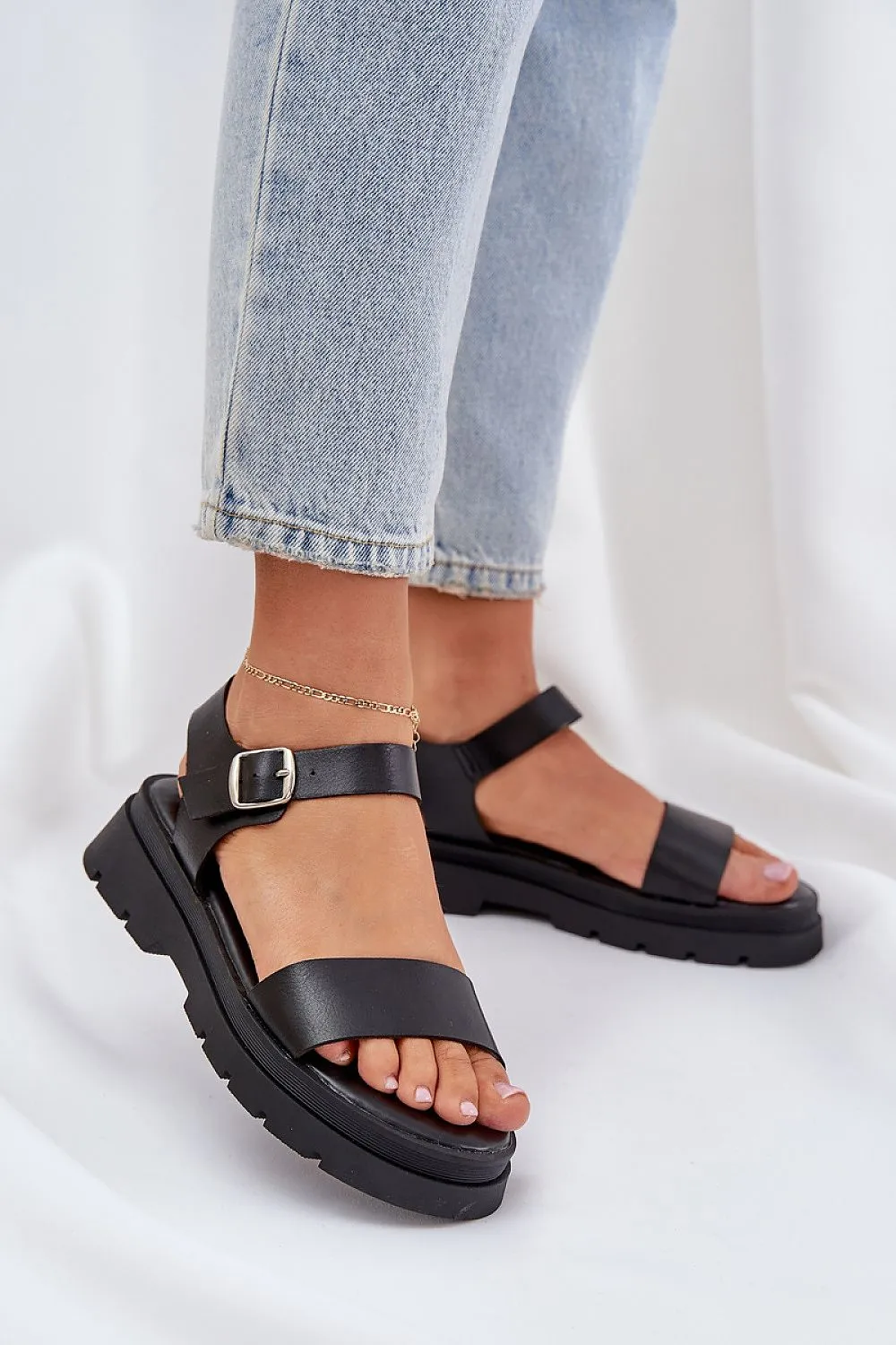 Sandals Step in style
