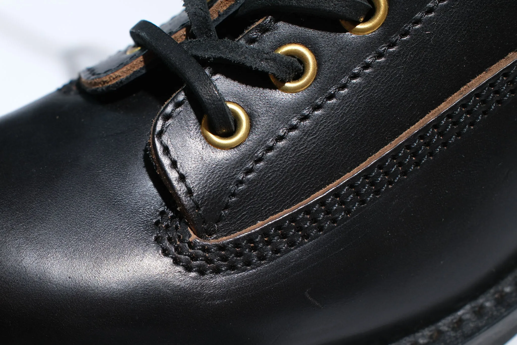 The Flat Head 6" Horsebutt Logger Boots (Black Tea-core)