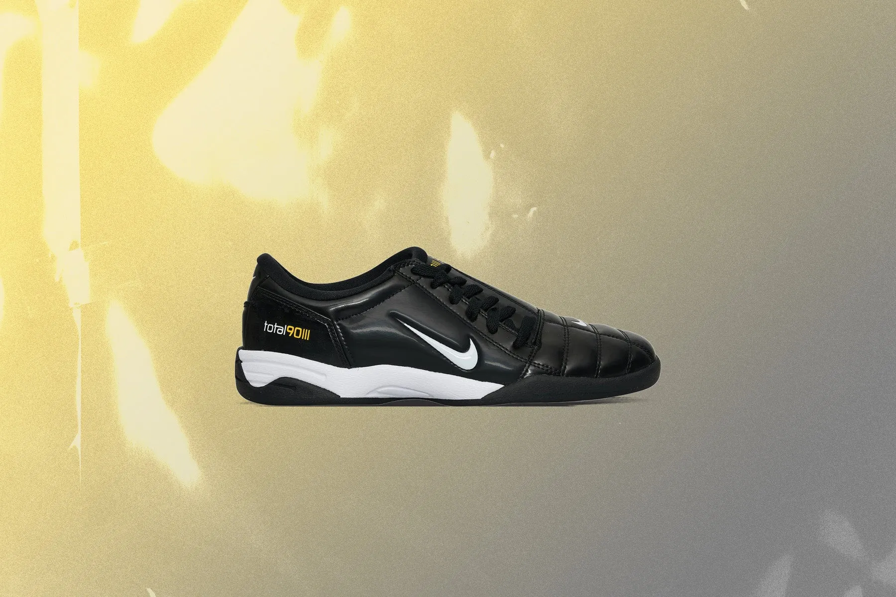 Total 90 III - Black/White/Metallic Silver